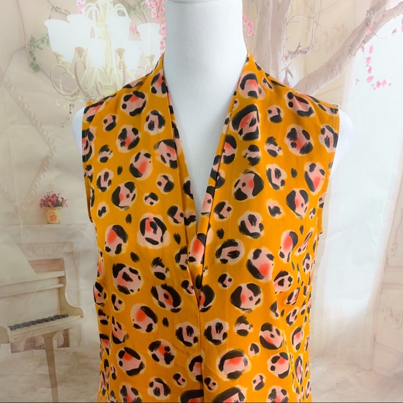 Cabi 3792 Prowl Leopard Print Blouse - Picture 2 of 11